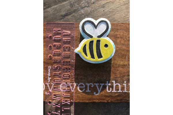 2 Pack ,Bee Bath Bombs, Hand painted