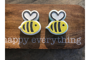2 Pack ,Bee Bath Bombs, Hand painted